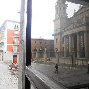 Hostel Plaza Catedral, Pamplona